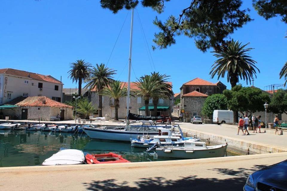 Apartments Bartul Sućuraj Εξωτερικό φωτογραφία