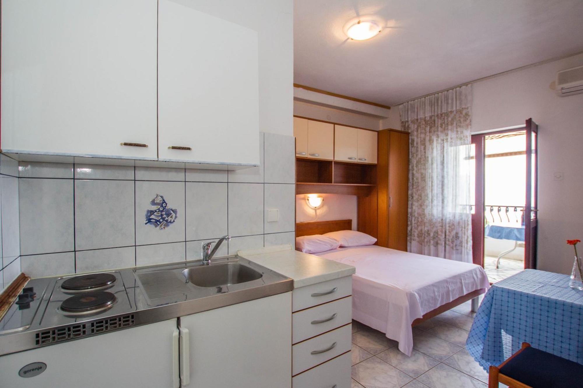 Apartments Bartul Sućuraj Δωμάτιο φωτογραφία