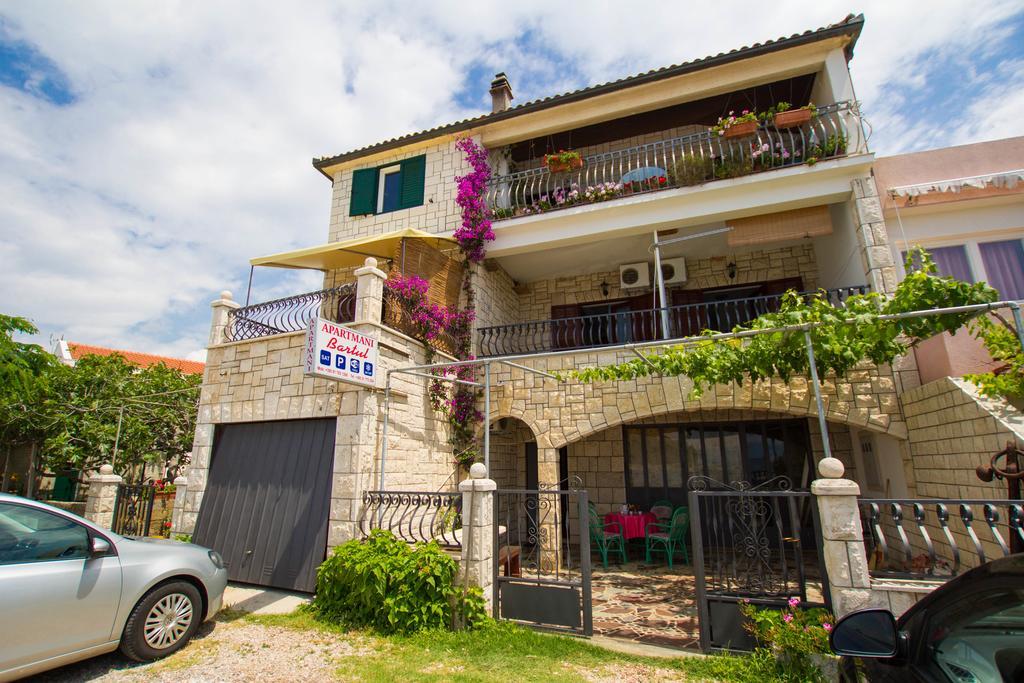 Apartments Bartul Sućuraj Εξωτερικό φωτογραφία