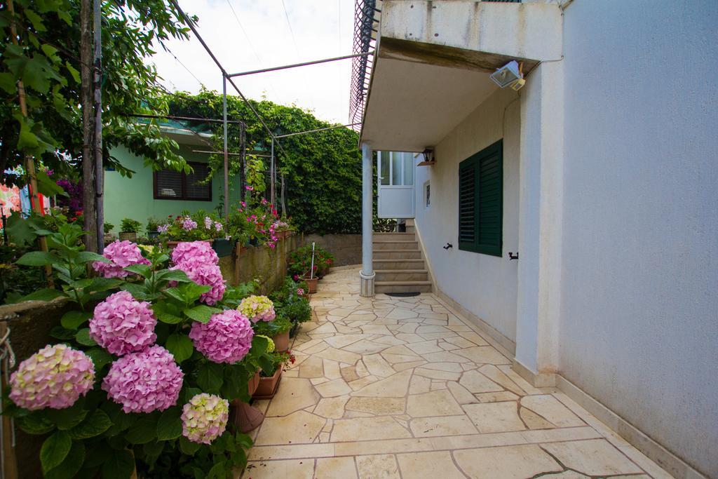 Apartments Bartul Sućuraj Εξωτερικό φωτογραφία