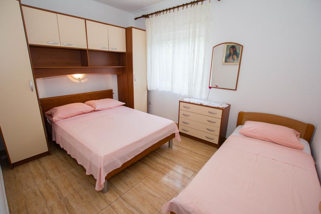 Apartments Bartul Sućuraj Εξωτερικό φωτογραφία