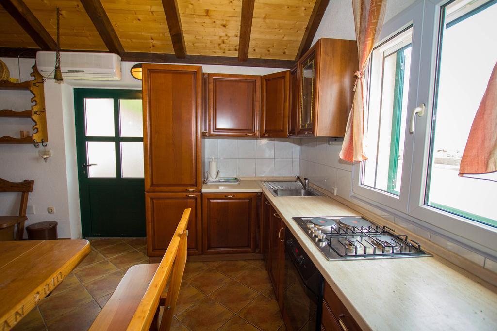 Apartments Bartul Sućuraj Εξωτερικό φωτογραφία