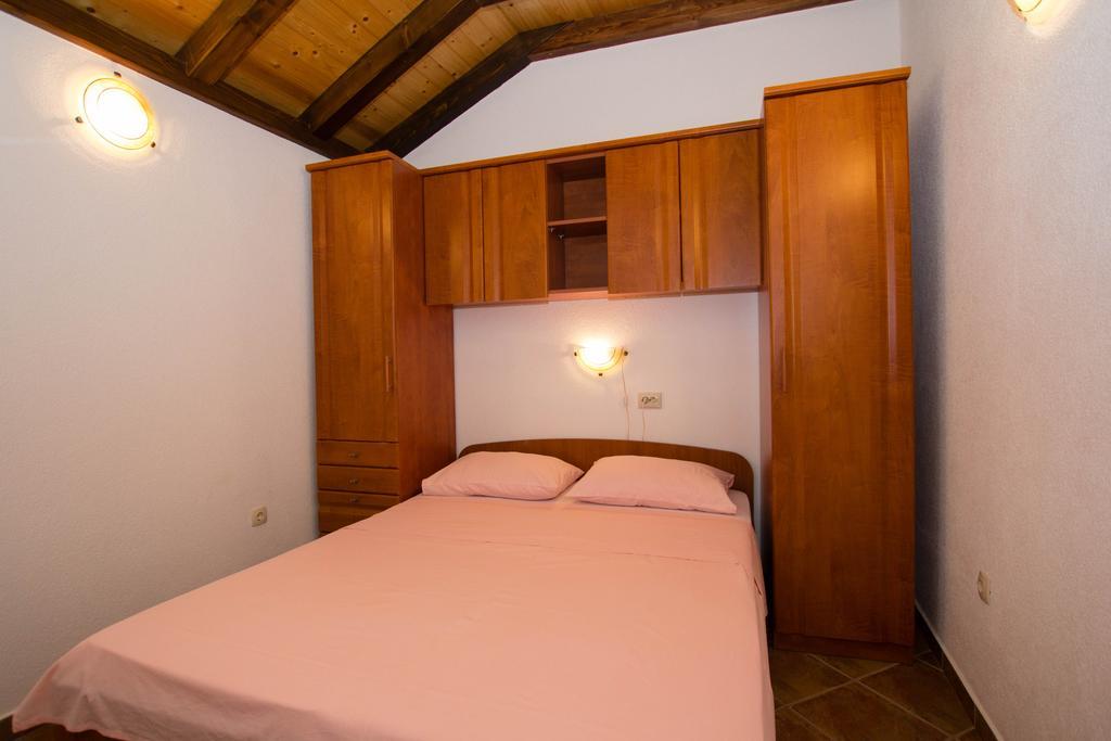 Apartments Bartul Sućuraj Εξωτερικό φωτογραφία
